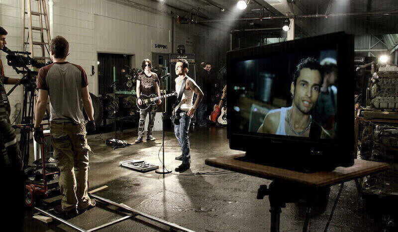 1. One-Room Band Studio Shooting
